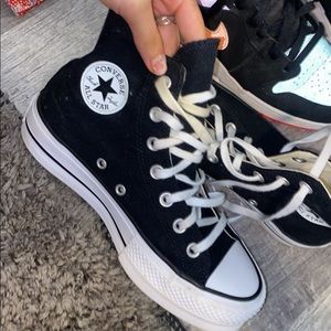 Size 6 trendy platform converse black